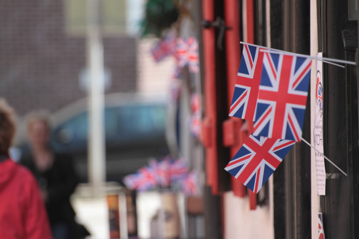 Englische Flaggen in der Roten Strasse, Flensburg